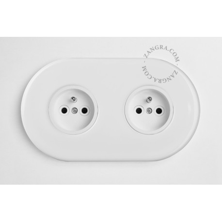 Double prise 2P+T en porcelaine blanche brillante - Zangra