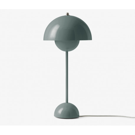 Lampe de table FlowerPot table VP3 pendant lamp by Verner Panton