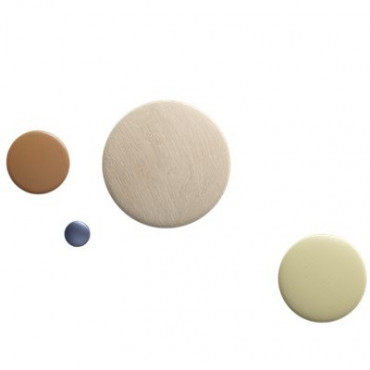 Patère DOTS Ø6,5 cm en chêne - Muuto