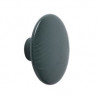 Patère DOTS Ø6,5 cm en chêne - Muuto