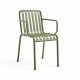 Chaise avec accoudoir empilable Outdoor Palissade - Hay